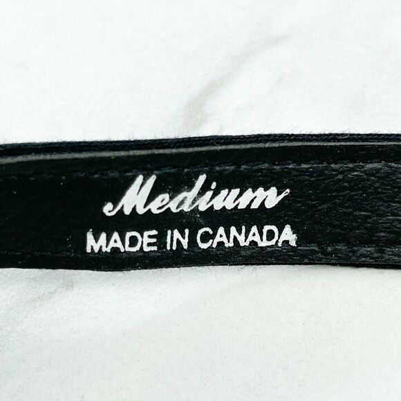 Black Faux Leather Belt Butterfly Charm Gold Chain Accents Medium (M) ✨ - Picture 5 of 8